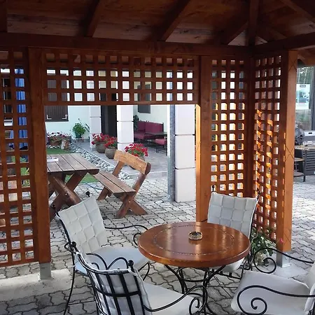 Apartmani Radulovic Vrnjacka Banja Exterior photo